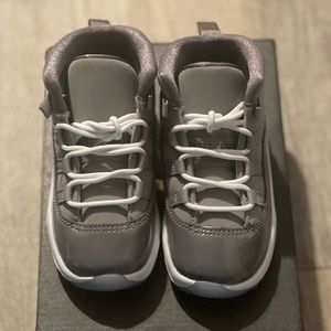 Air Jordan Retro 11 “Cool Grey”